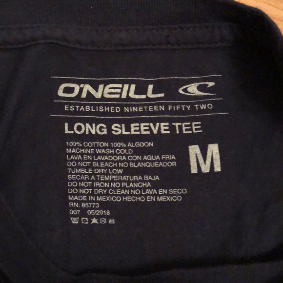 O’Neill long sleeve tee w/ magi mahi image - Picture 3 of 3